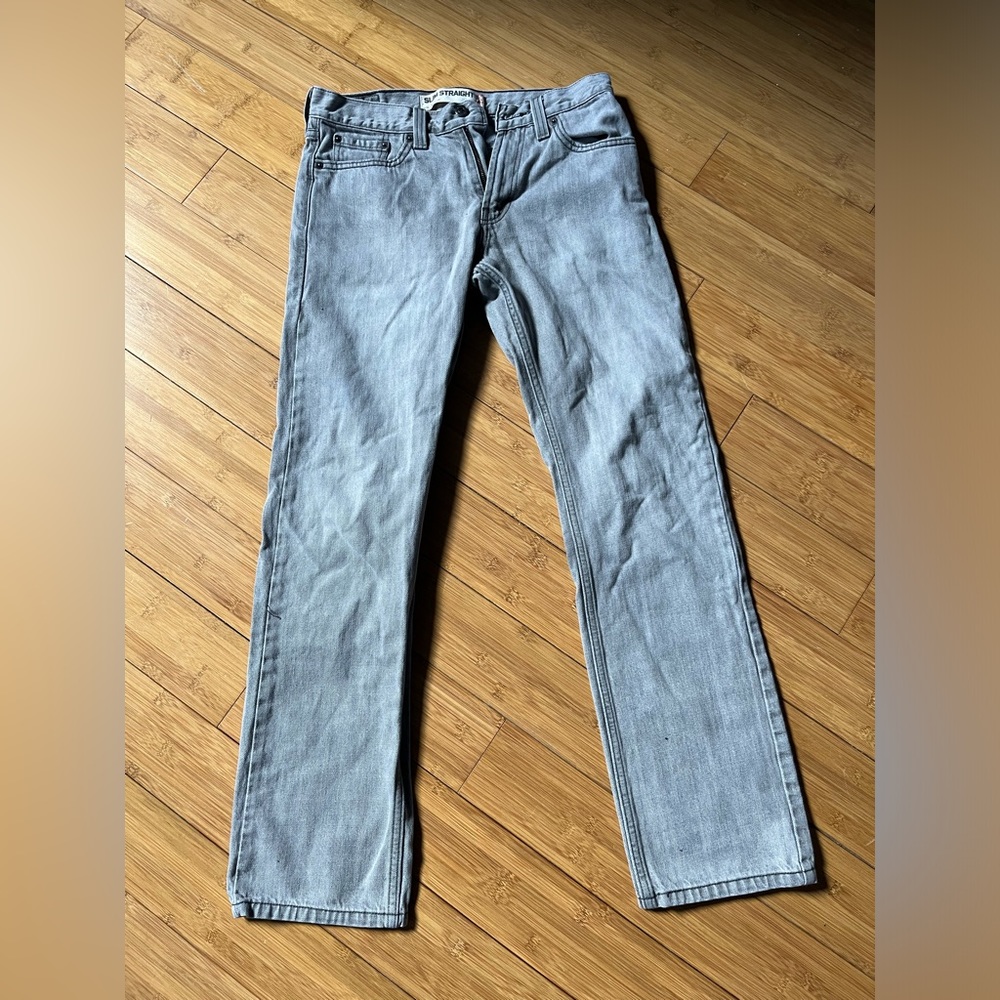 Gray Levi’s Slim Straight, size 30 waist and length